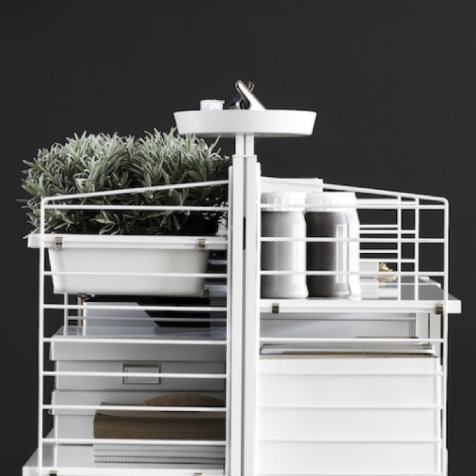 Rangement Auto-Porté String Works  design Anna von Schewen & Björn Dahlström