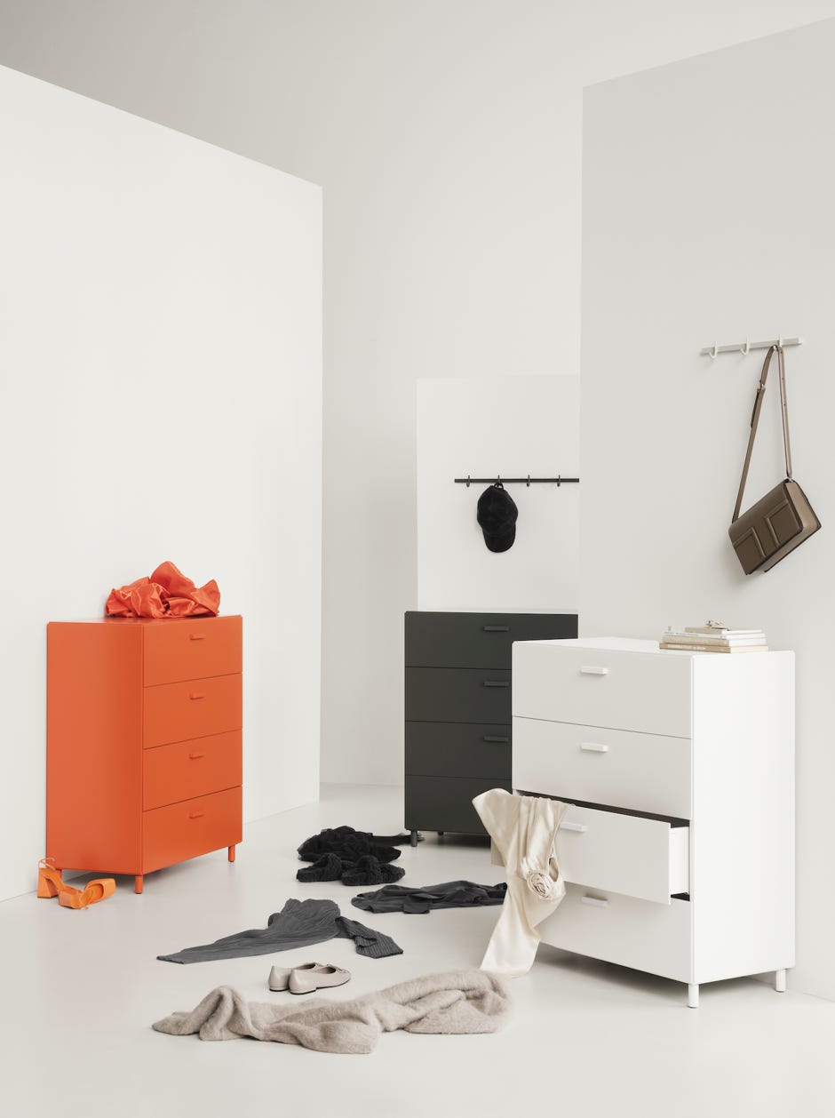 Commodes Relief TAF Studios